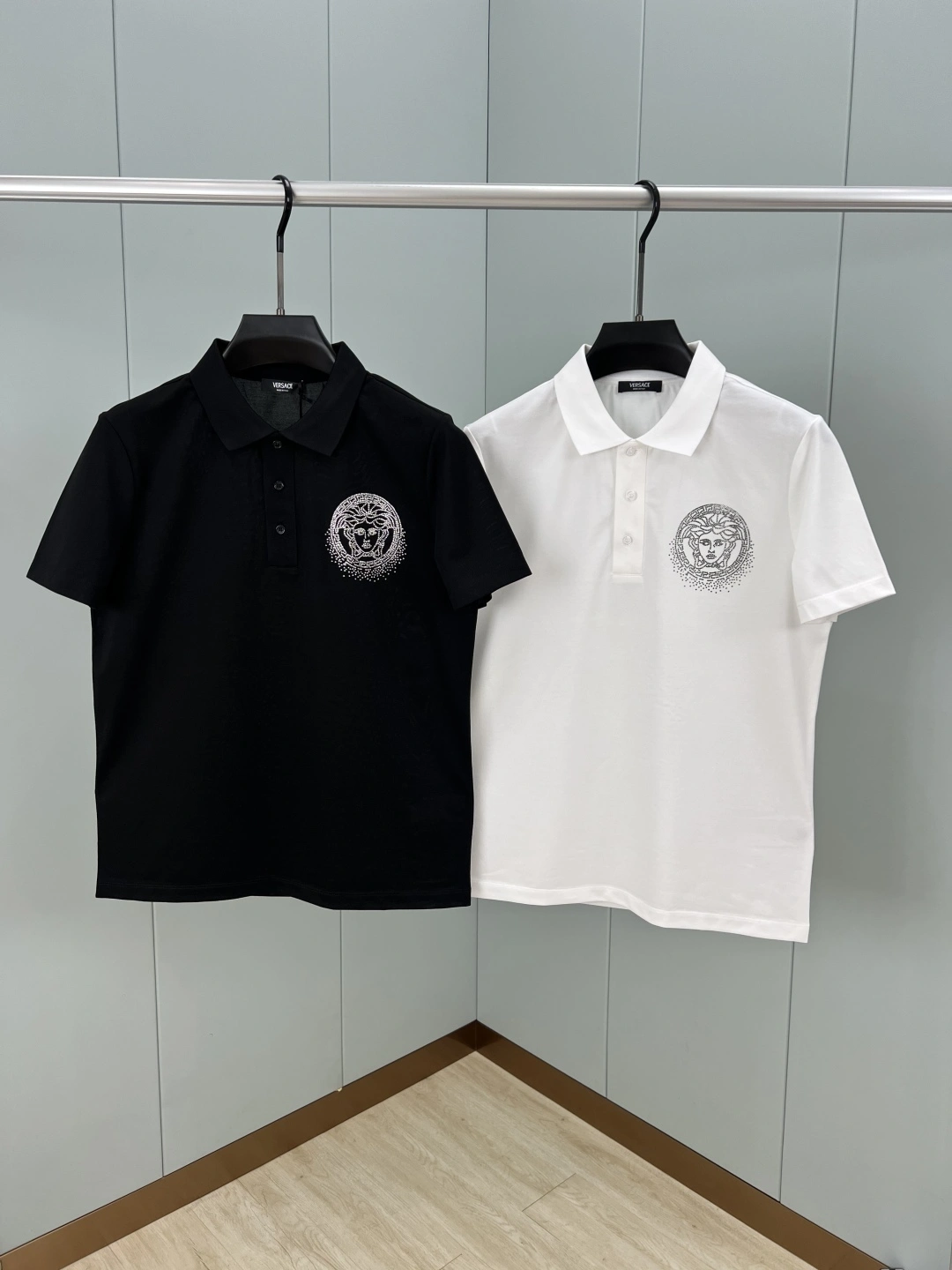 wg.luxury- V5rs135 Fading Medusa cotton 2colour item:E-F409D2818-2